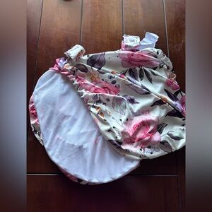 Floral Car Seat Cover with Mesh Window